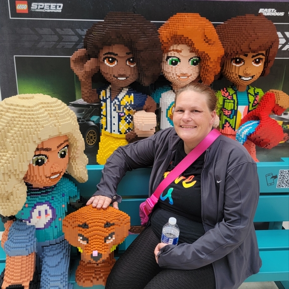 Meet your Posher, Naydeen show Saturday at 9am always 3 doller stared - Picture 8 of 9